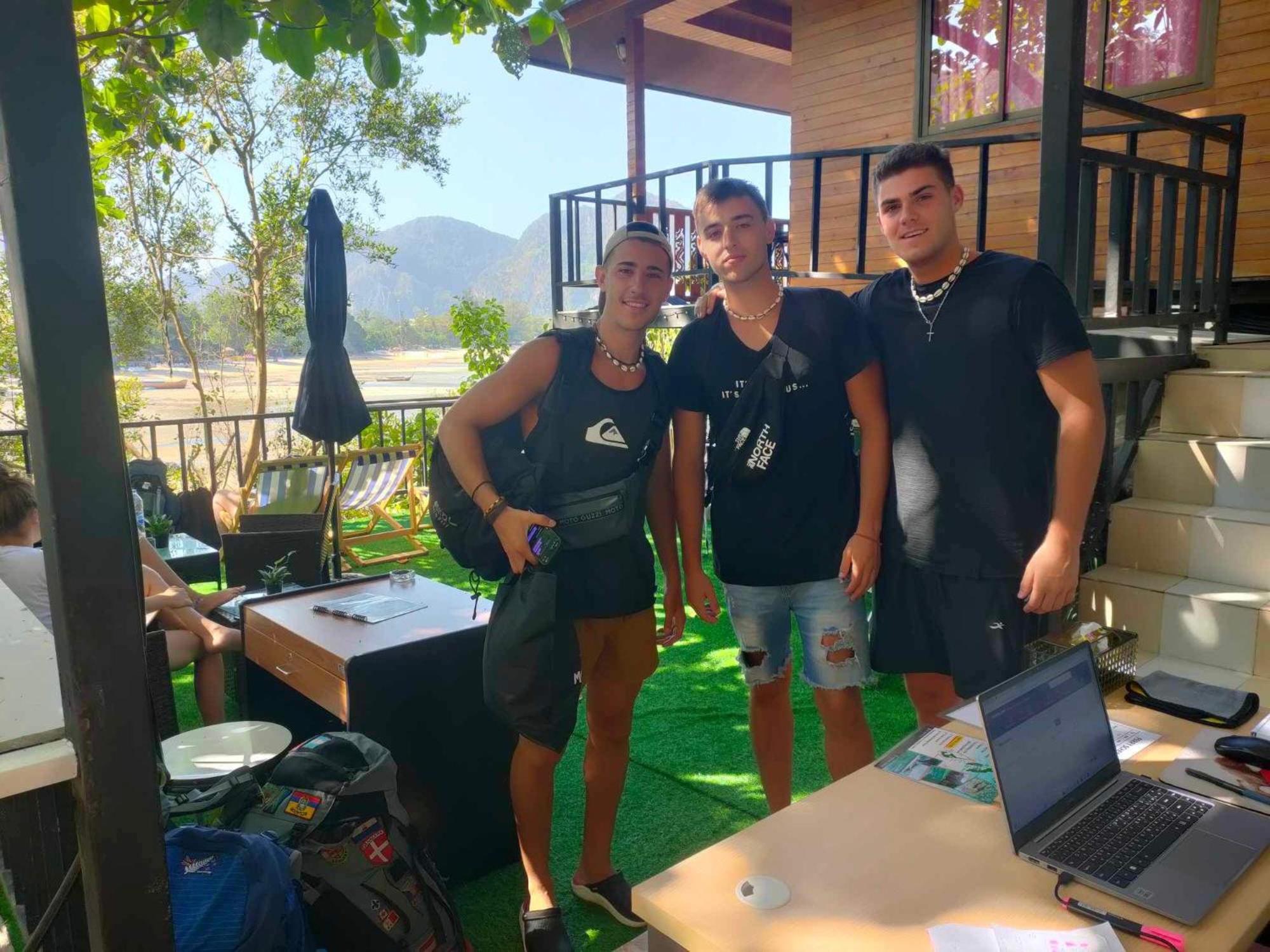 Sweed Dee Seaview Hostel Phiphi-szigetek Kültér fotó