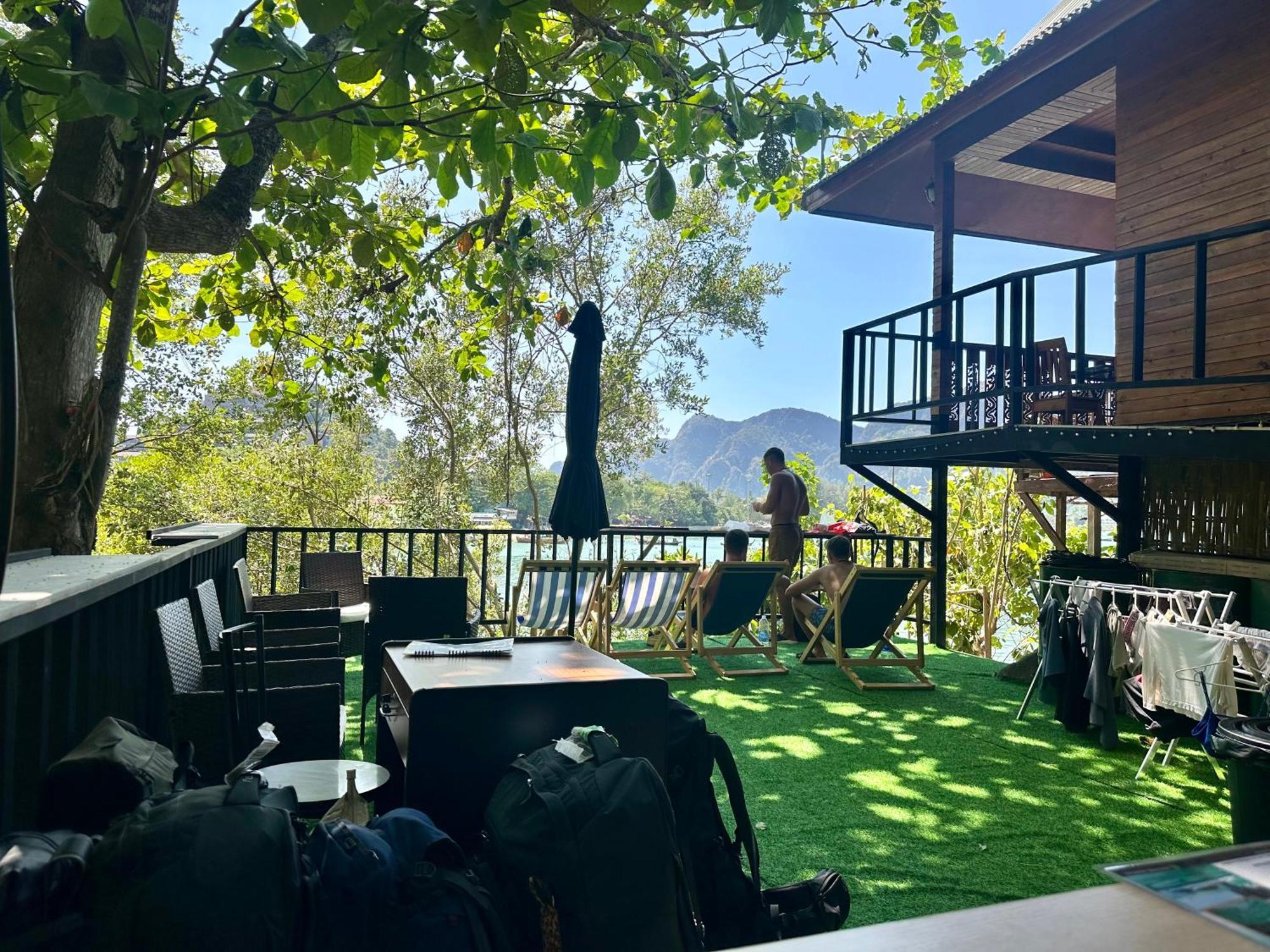 Sweed Dee Seaview Hostel Phiphi-szigetek Kültér fotó